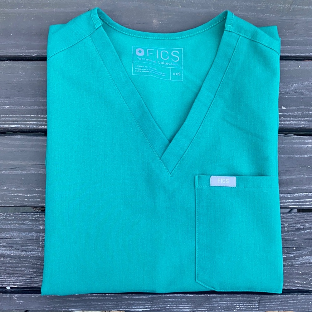 Figs Hunter Green XXS Catarina one pocket top